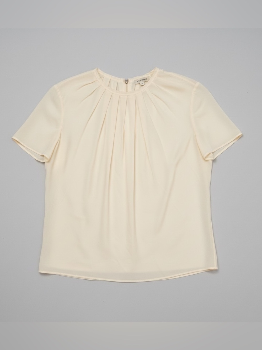 Burberry London Ivory 100% Silk Pleated Blouse Top Womens US 12 IT 46